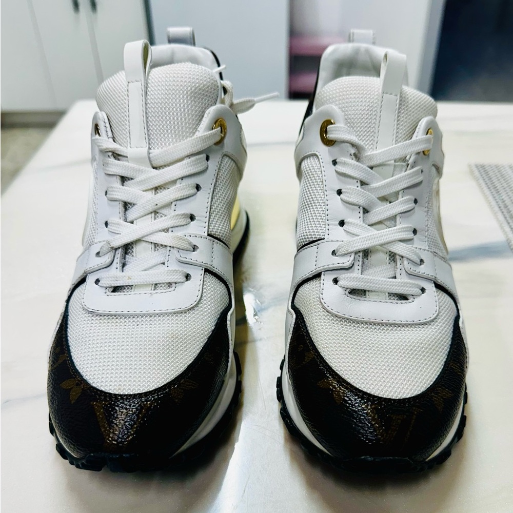 Louis Vuitton Run Away Monogram Sneakers Size 37